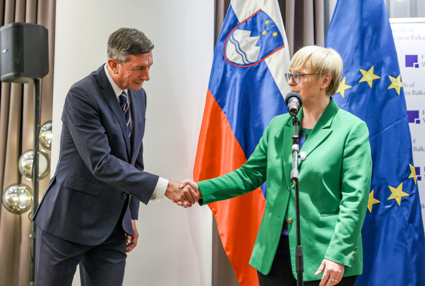 Predsednica se je v družbi nekdanjega predsednika Pahorja udeležila srečanja Prijateljev Zahodnega Balkana.