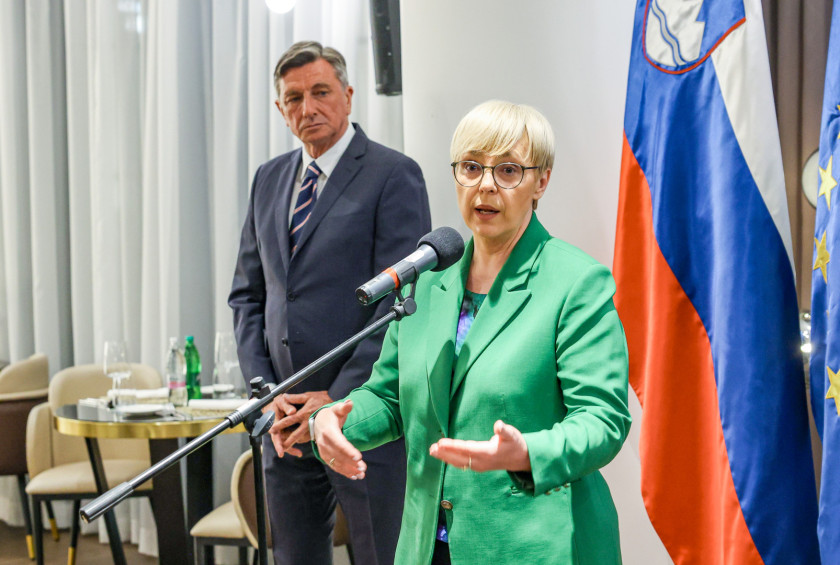 Predsednica se je v družbi nekdanjega predsednika Pahorja udeležila srečanja Prijateljev Zahodnega Balkana.