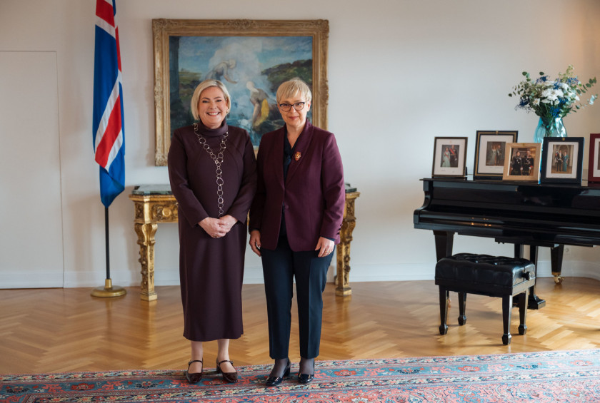 55209082294 a7d8d34262 k