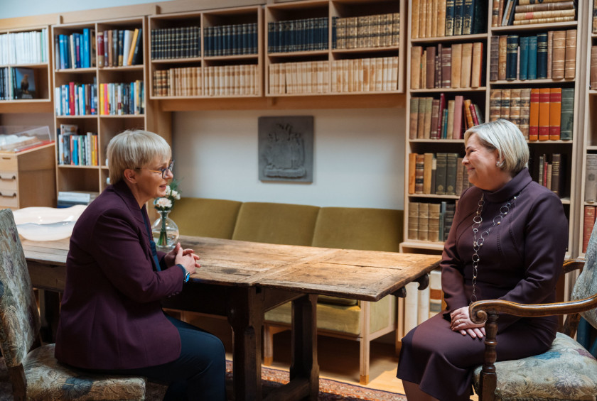 55209232755 3d43478c4c k