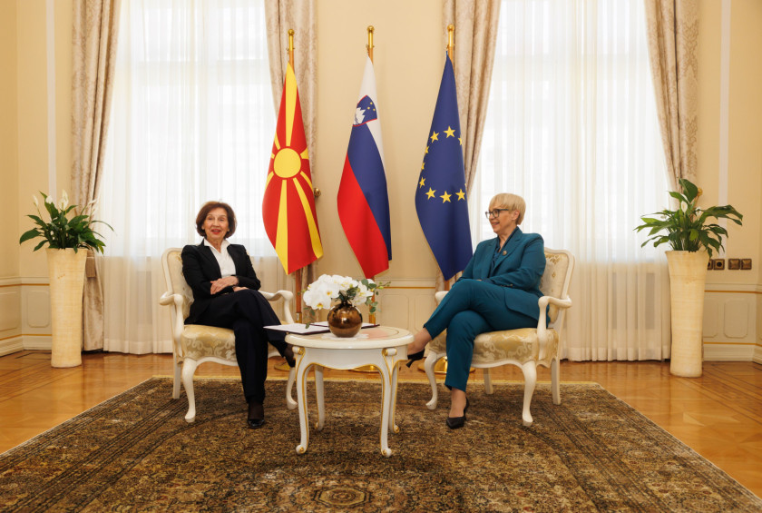 predsednici med pogovorom na štiri oči