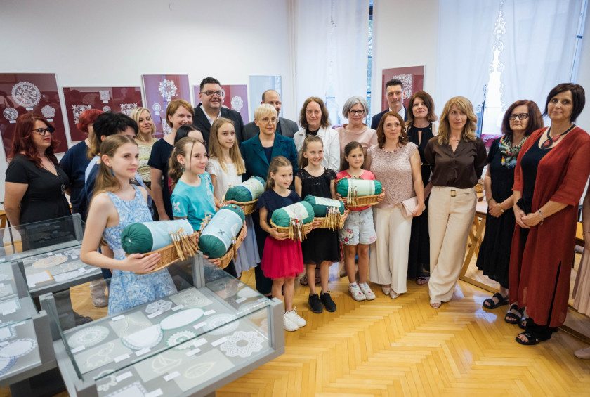 2026 06 19 IDRIJA ČIPKA foto BP 012