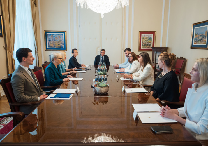 Pogovori ob obisku evropske varuhinje človekovih pravic Terese Anjinho z delegacijo pri predsednici republike.