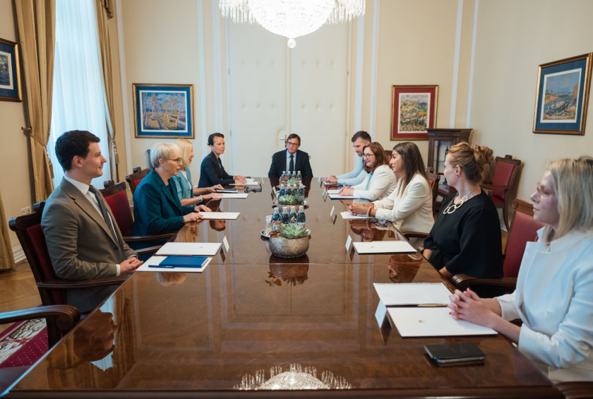 Pogovori ob obisku evropske varuhinje človekovih pravic Terese Anjinho z delegacijo pri predsednici republike.