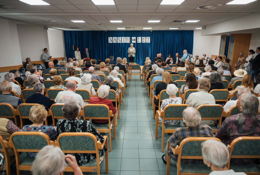 Slovesnost ob 60. letnici Doma upokojencev Center. 
