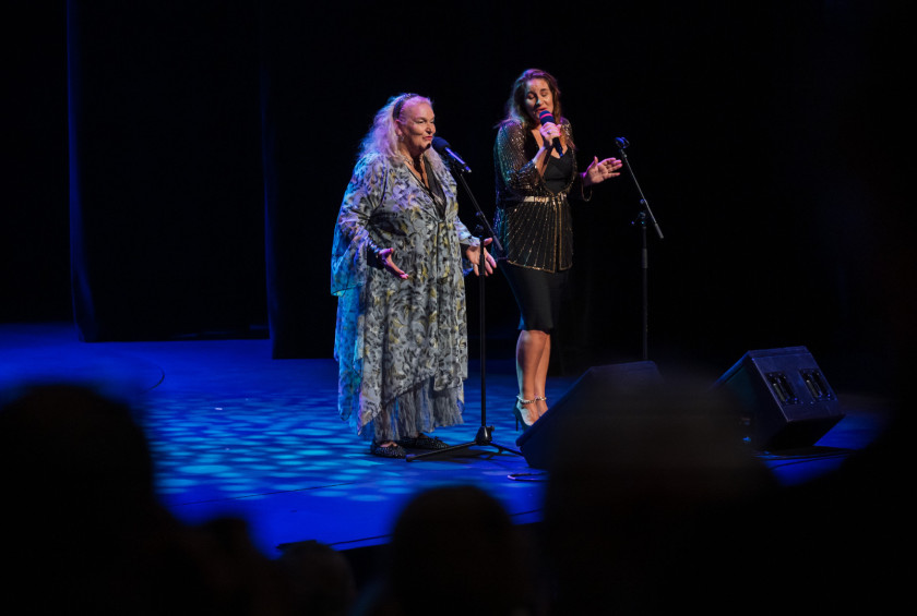Nastop Elde Viler na festivalu F3ŽO v Cankarjevem domu.