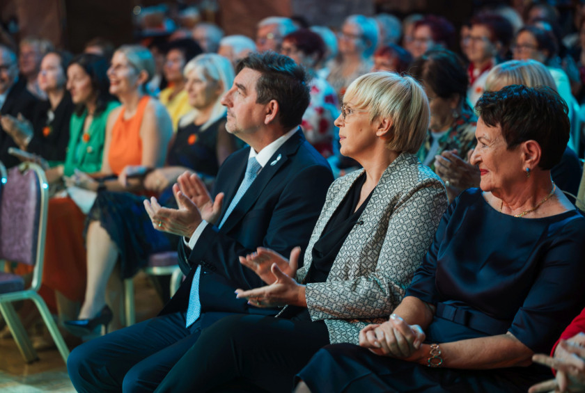 Predsednica republike Nataša Pirc Musar med gosti na slovesnosti.